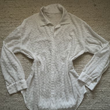 Camicia bianca testurizzata