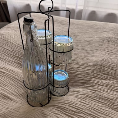 Glashalter mit Flasche