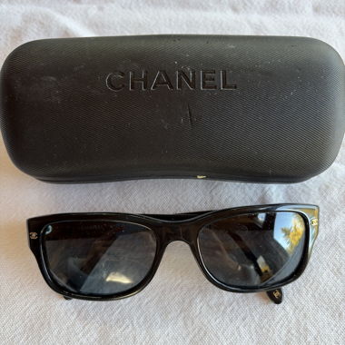Lunettes de soleil Chanel