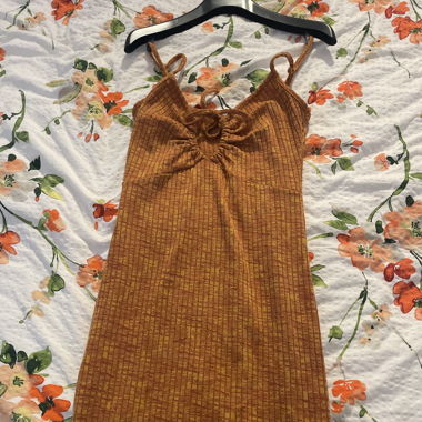 Robe jamais porter neuf taille S