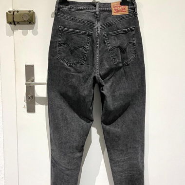 levis jeans