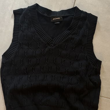 Black MONKI Knit Vest Size L