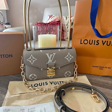 Louis Vuitton kleine Umhängetasche