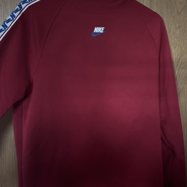 Pullover Nike