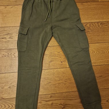 Pantalon jogging cargo olive