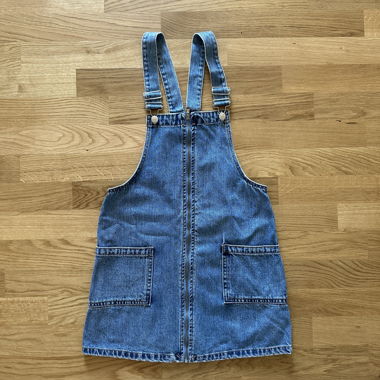 Gonna salopette in denim Pull&Bear