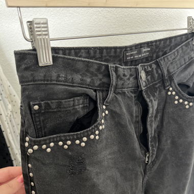 Black jeans 