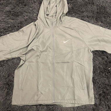 Nike Reflektive Windbreaker
