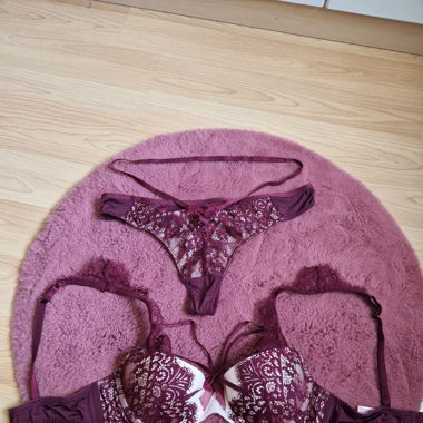 BH und String mit Spitze