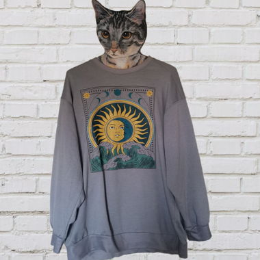 Sun and moon pullover