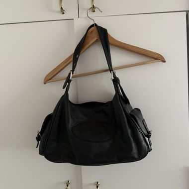 Borsa a tracolla in pelle nera