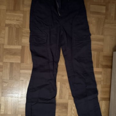 Zara dunkelblaue Cargohose