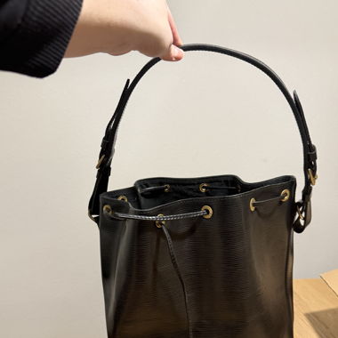 Louis Vuitton Noe Tasche (gross)