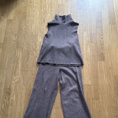 2 Teiler von Zara