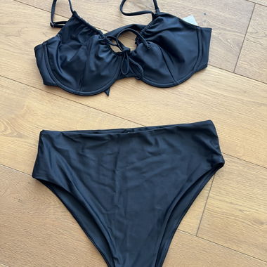 Bikini Set Schwarz XL LILJA THE LABEL