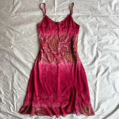 “Irregularity” floral paisley design mesh dress