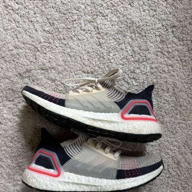 Adidas Boost - Laufschuh