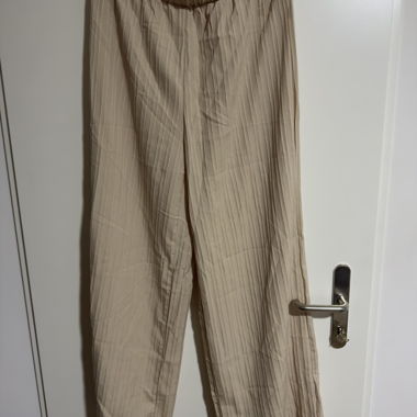 Pantaloni beige
