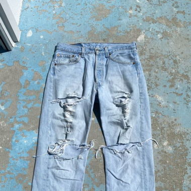 Ripped Levis Vintage Jeans W32 L30