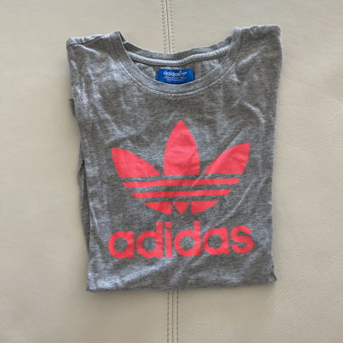 T-shirt adidas