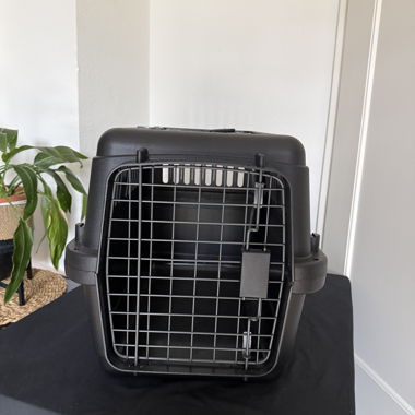 Dog crate