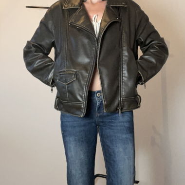 dunkelbraune Kunstlederjacke