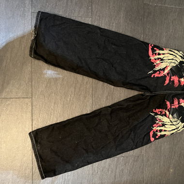 Baggy pants with red backprint