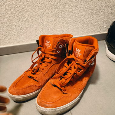 Supra Sneaker Grösse 44.5 in Rot
