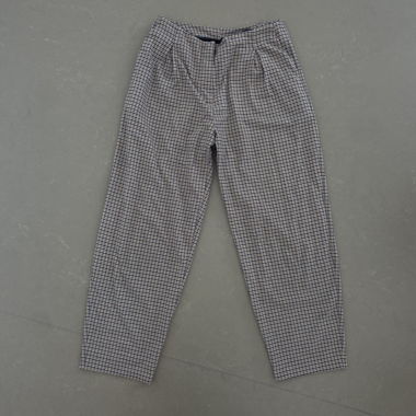 checkerd brown pants