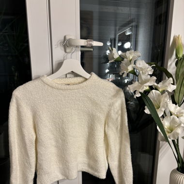 Pull crop top molletoné blanc  