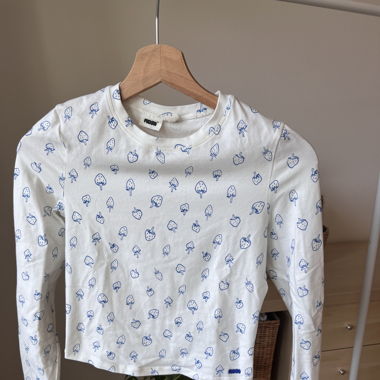 Nom longsleeve
