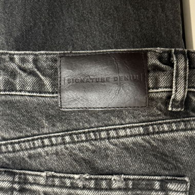 Black Jeans