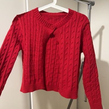 Roter Strick-Cardigan