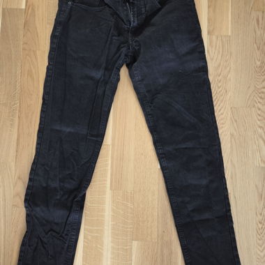 Black REBEL Jeans 32x32