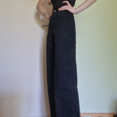 Black wide-leg pants