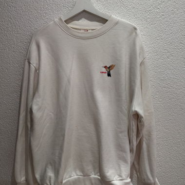 Levi’s sweater with hummingbird embroidery, size M