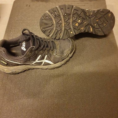 Asics Joggingschuhe Damen Gel-FujiTrabuco 4 Gr. 38
