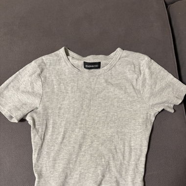 Cropped grey T-Shirt (M)