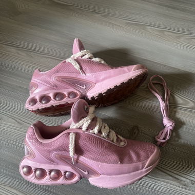 Nike Air DN Pink