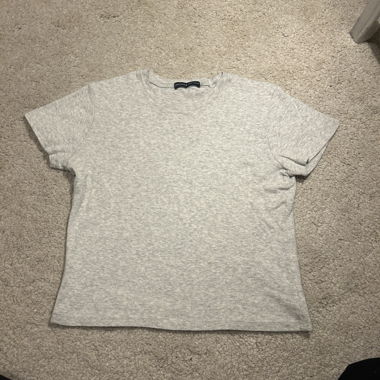 T-shirt grigio chiaro