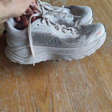 Chaussures de course HOKA Challenger 8 T. 39 1/3