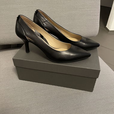 NeroGiardini schwarze Pumps Grösse 39