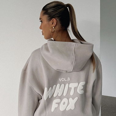 White Fox Boutique Hoodie grau