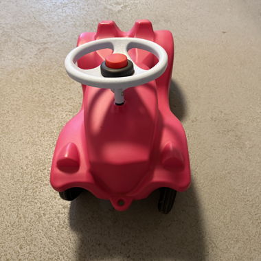 Kids pink bobycar