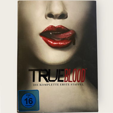 DVD - TRUE BLOOD - Komplette 1. Staffel & Booklet