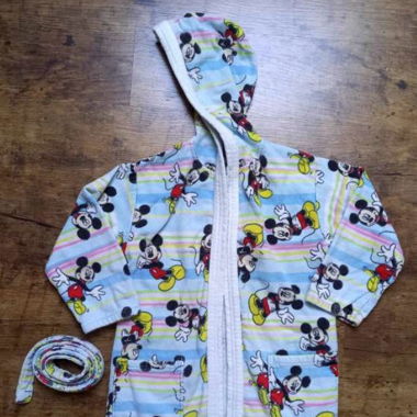 Peignoir de bain pour enfant 6 ans.