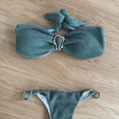 Trägerlose Bikini