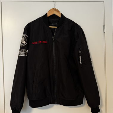 Bomber nero Bershka scritte L