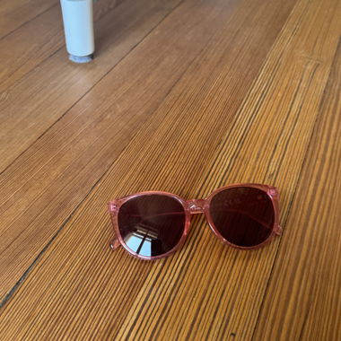 Occhiali da sole rosa