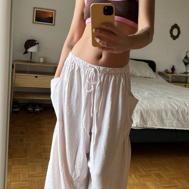 Baggy flowy pants